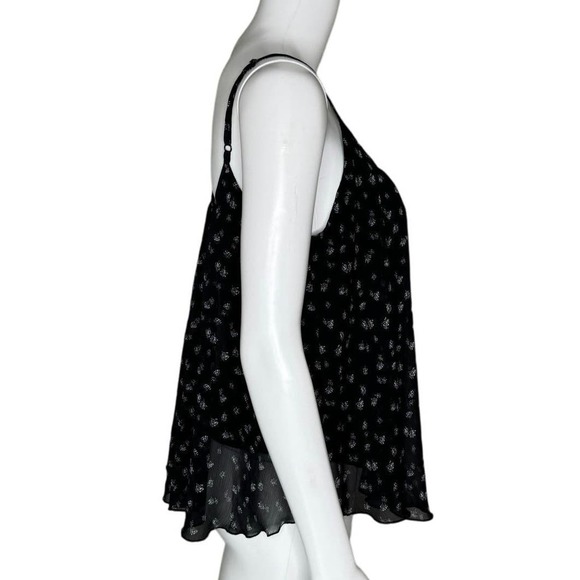 Express Shirt Womens Medium Black White Floral Flower Blouse Casual Romantic - Picture 2 of 8